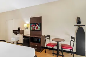 Red Roof Inn PLUS+ Jacksonville – Southpoint - Camera