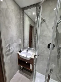 London Court Hotel - Salle de bain