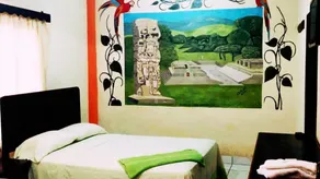 Hotel & Hostal Yaxkin Copan - Habitación