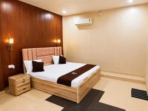 The Shree Heritage And Rooftop - Zimmer