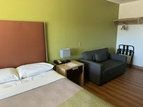 Motel 6 Corpus Christi, TX - North - Room