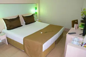 Ambassador Plaza Hotel - Room