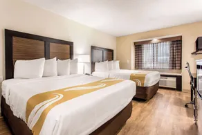 Quality Inn & Suites Myrtle Beach near Outlets - Værelse
