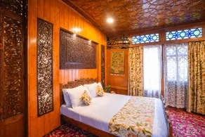 New Jacquline Heritage Houseboats - View from room