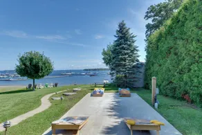 Fire Pit & Views! Lake Champlain Shoreline Stay - Innvendig