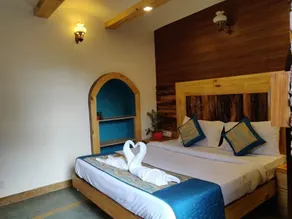 Jharipani Castle - Room