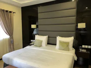 Dwell Luxury Apartments - Værelse