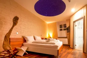 Aragon-Hotel-Garni - Room