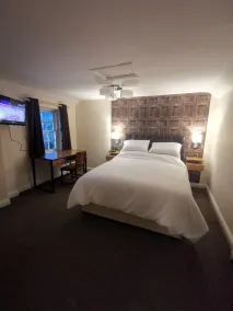 The Redwell Inn - Room