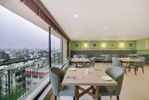 Lemon Tree Hotel, Rajkot - Restaurant