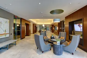 MAJA Group Apartments at Nouvelle - Lobby sitting area