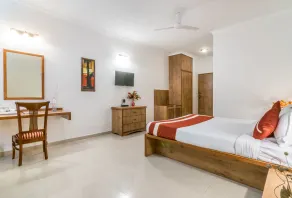 Octave Hotel - Double Road - Quarto