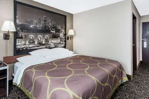Super 8 by Wyndham Warrensburg - Chambre