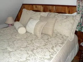 Cedar Song B&B - Room