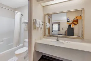 Quality Inn & Suites Stockbridge Atlanta South I-75 - Chambre