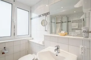 Hotel Zum Goldenen Ochsen am Schlossgarten - Bathroom