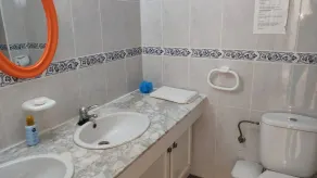 Lovely 2 Bedroom Apartment With Pool - Bad