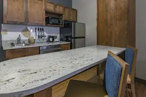 La Quinta Inn & Suites by Wyndham Flagstaff East I-40 - Chambre