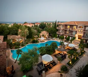 Achtis Hotel - Piscine