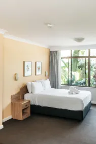 Checkers Resort - Room