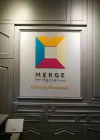 Merge Hostel - Réception
