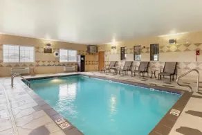 Best Western Parsons Inn - Pool