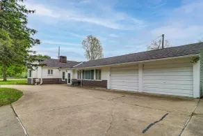 Metro Detroit Home Base w/ Yard, Pets Welcome! - Interiør
