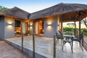 Mziki Safari Lodge - Room