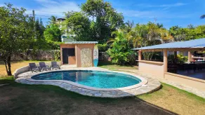 Gipsy Ranch Rooms - Pool