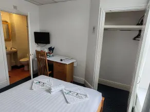 Cardigan Bay Guest House - Chambre