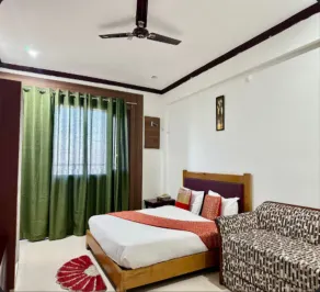 Green Roof Hotel - Chambre