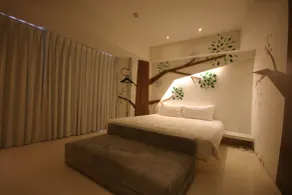 Hotel Papa Whale-Kaohsiung Formosa Boulevard - Room