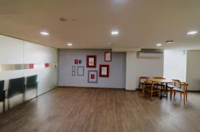 Hotel The Chaitanya Rohini sector 18 Metro station - Restaurant