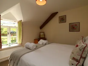 Middle Dean Farmhouse - Rum