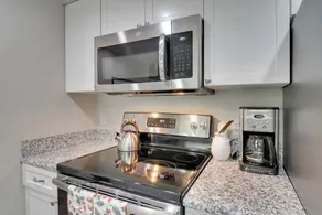 Harbor Springs Condo ~ 6 Mi to Lake Michigan! - Interiør