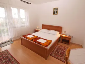 Apartment 359 - Room