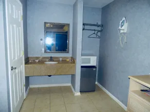 Village Inn & Suites - Smithville - Chambre