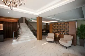 Embassy Hotel - Hall