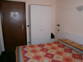 HOTEL GIORDANA - Habitación