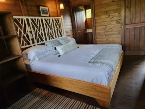 Jaco-Carara 3 bdrm surrounded by rainforest with private pool - Værelse