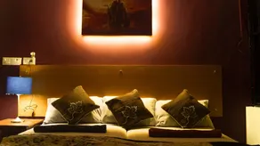 Hotel Dreams - Room