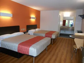 Motel 6-San Antonio, TX - South IH-10 East - Room