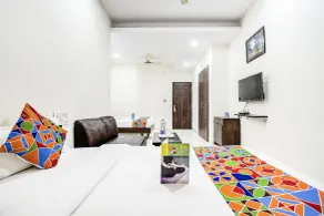 Hotel O Nashik Near Vijay Mamta Theatre Formerly Sahara Inn - Værelse