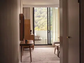 voco Gosford by IHG - Room