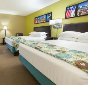Heritage Inn & Suites The Woodlands, Trademark by Wyndham - Room