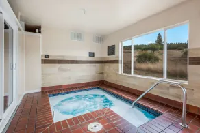 Red Lion Inn & Suites Sequim at Olympic National Park - Piscine