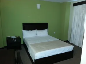 Hotel Santa Fe Monterrey - Habitación