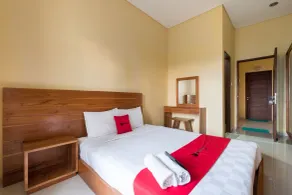 RedDoorz at Kerta Dalem Sidakarya Denpasar - Chambre
