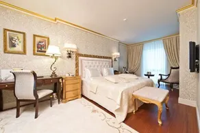 Elite World Van  - Habitación