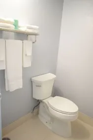 Comfort Inn Hyannis - Cape Cod - Salle de bain